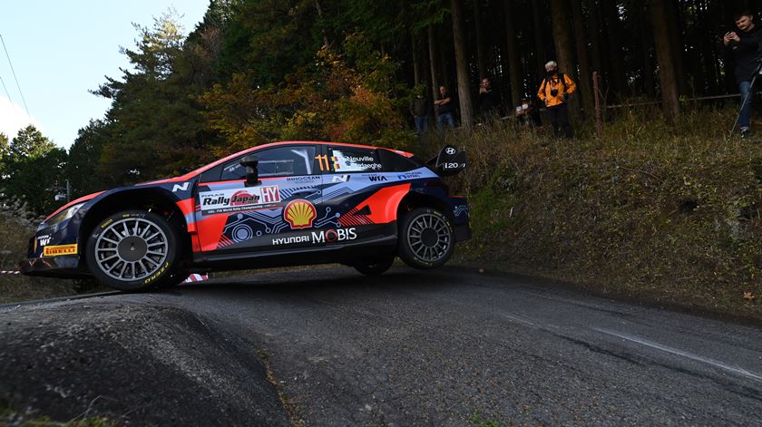 Thierry Neuville no WRC Rally Japan / Rali do Japão Foto: Reporter Media/EPA