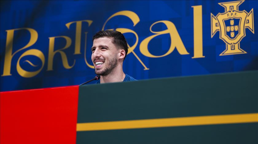 Rúben Dias com foco no Gana. "Primeiro erro seria pensar em todos ao mesmo tempo"