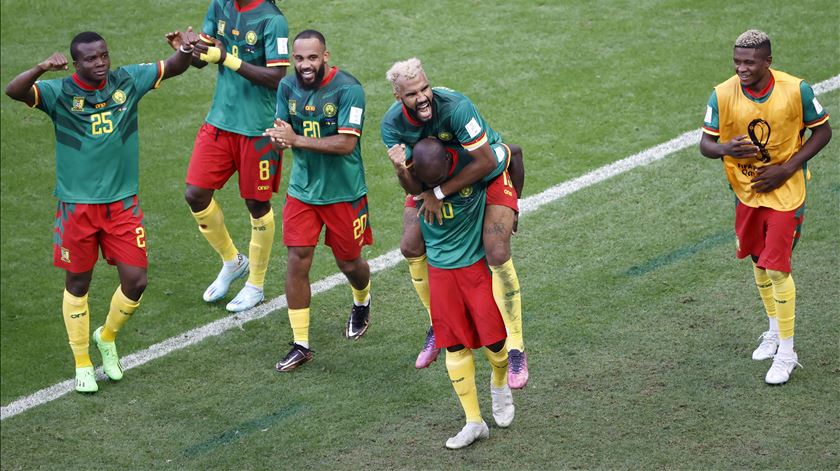 Aboubakar assistiu Choupo-Moting para o golo do empate final. Foto: Rolex Dela Pena/EPA
