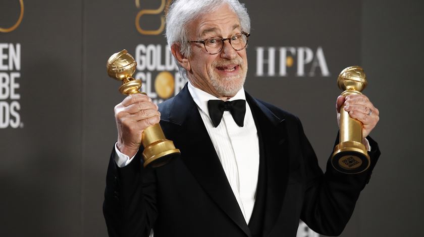 Spielberg bate recordes em noite de regresso dos Globos de Ouro à televisão Spielberg bate recordes em noite de regresso dos Globos de Ouro à televisão