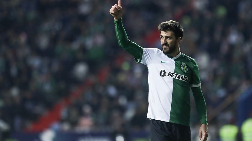 Castigo suspenso. Paulinho vai a jogo frente ao FC Porto