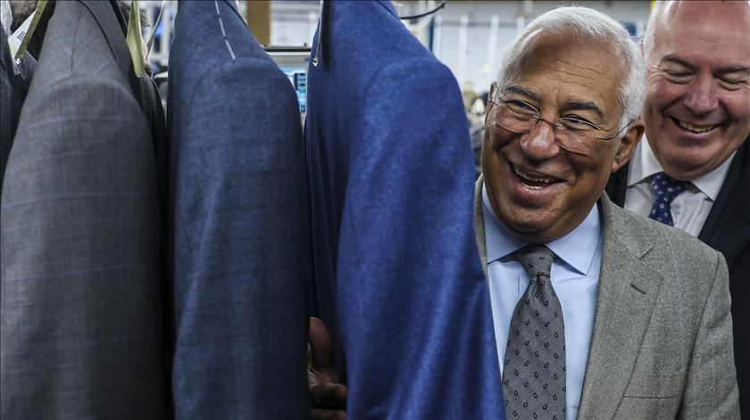 Costa considera que cada ministro já colocou "a si próprio" questionário do Governo