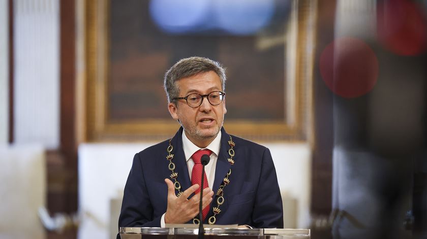 Moedas vai voltar a tentar aprovar isenção do IMT para jovens no Orçamento