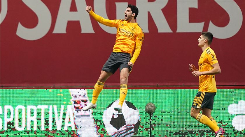 Gonçalo Guedes marca golo do Benfica ao Sp. Braga. Foto: Hugo Delgado/Lusa