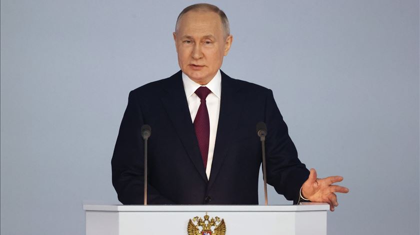 Rússia anuncia envio de armas nucleares táticas para a Bielorrússia