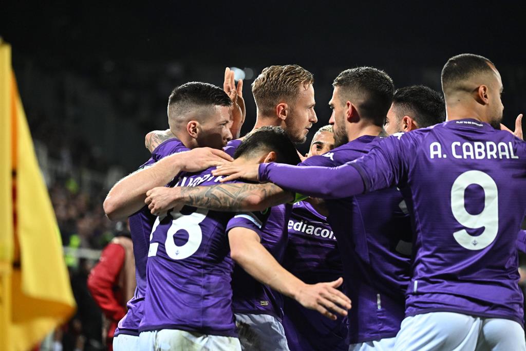 Fiorentina derrota Sivasspor da Liga Conferência. Foto: Claudio Giovannini/EPA Fiorentina derrota Sivasspor da Liga Conferência. Foto: Claudio Giovannini/EPA