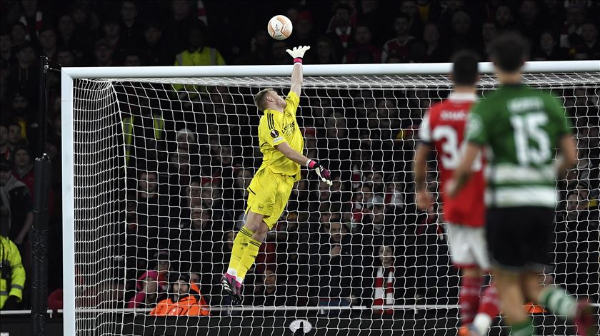 O momento do golaço de Pedro Gonçalves em Londres. Foto: Vince Mignott/EPA