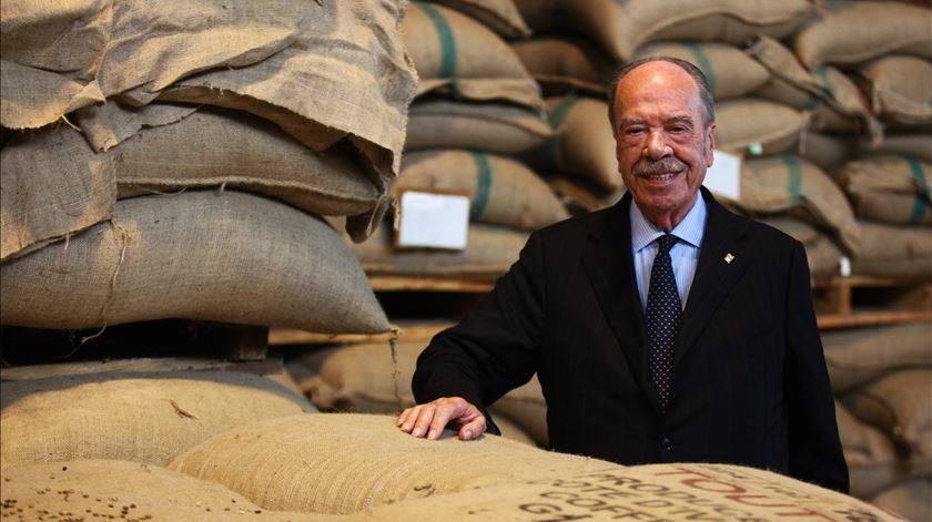 Delta cria 40 postos de trabalho em "contact center" em Campo Maior