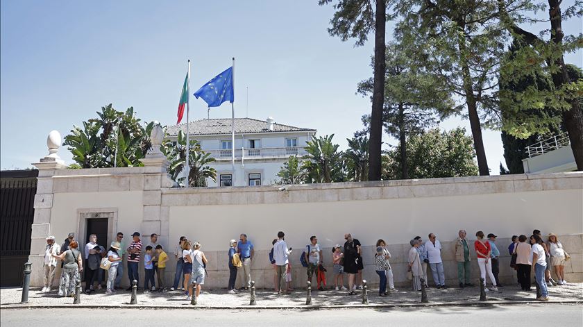 "São Bento em Família". Governo assinala 25 de Abril e 1.º de maio