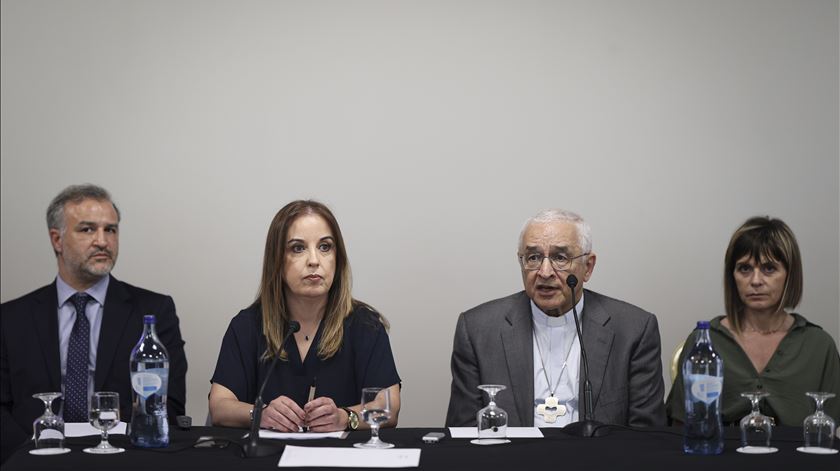 Abusos na Igreja. Nova equipa cria linha telefónica para recolher denúncias