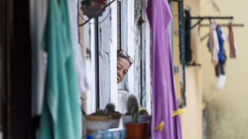 Habitação. Associação do Norte pede medidas "urgentes" para evitar famílias na rua