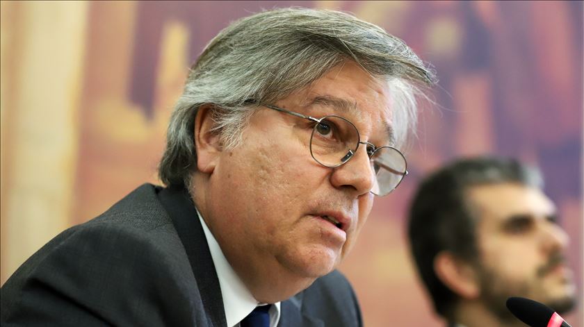 TAP. Lacerda Machado assume pressão política de secretário de Estado de Pedro Nuno Santos