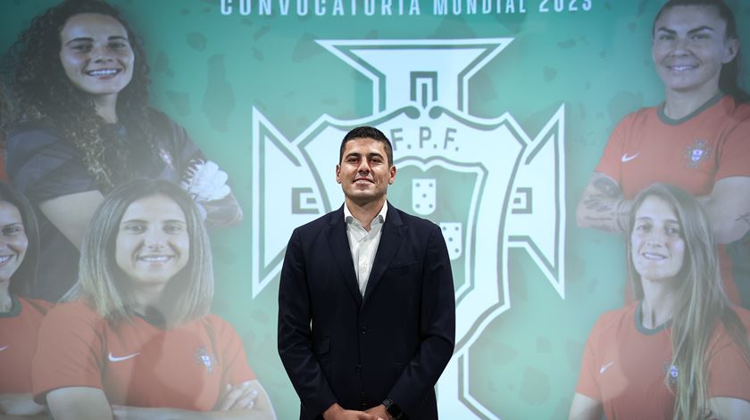 Seleção feminina renovada na primeira lista pós Mundial