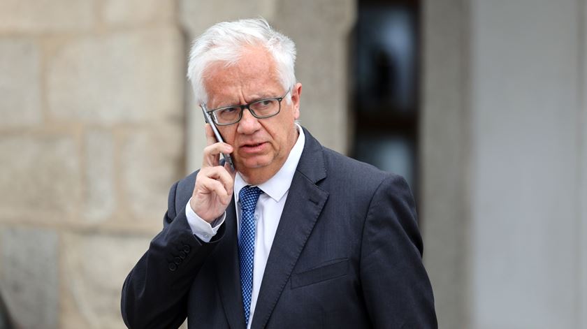 Atropelamento na A6. MP não quer levar Cabrita nem chefe de segurança a julgamento