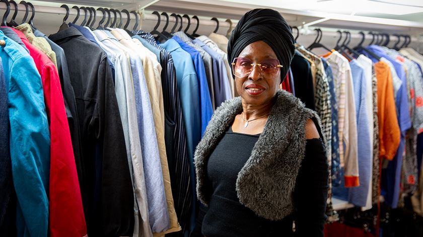 Sem dinheiro e sem apoio. A história de duas imigrantes que voltaram a ter esperança