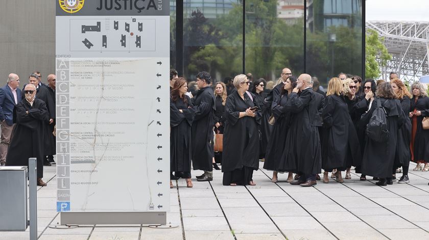 Ordem passa a disponibilizar em janeiro apoio psicológico a todos os advogados