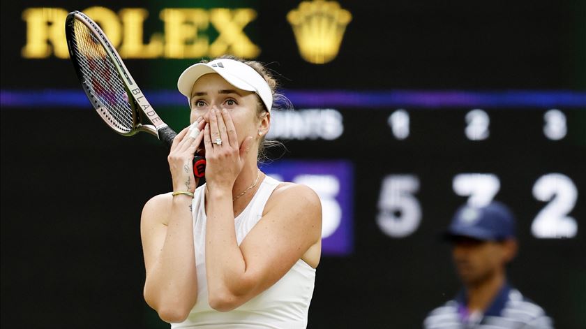 Svitolina mal podia acreditar. Foto: Tolga Akmen/EPA