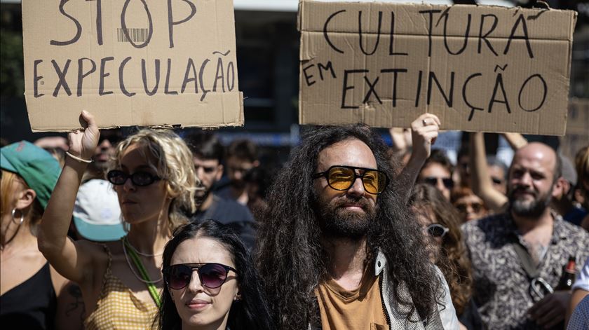 Músicos e artistas do Stop no Porto vão manifestar-se junto dos proprietários