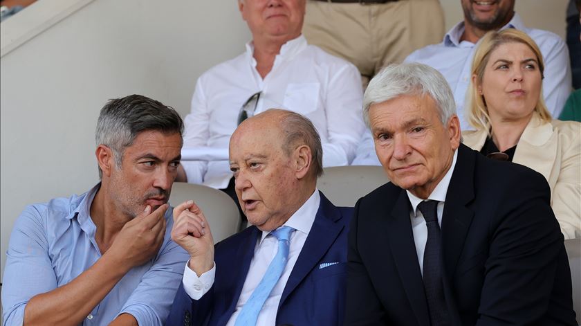 Baía não garante reforços para o Porto em janeiro e apoia recandidatura de Pinto da Costa