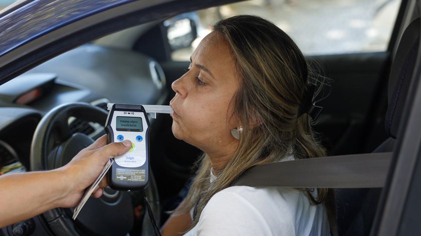 Portugal debate em breve redução da taxa de álcool na condução