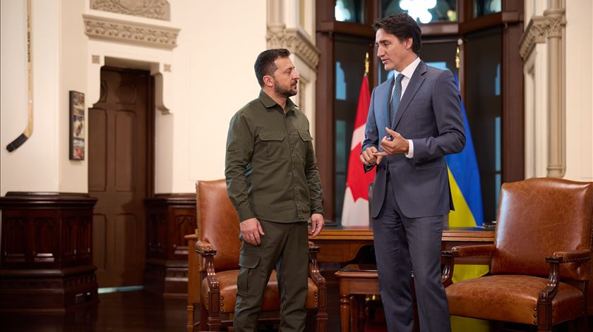 Canadá anuncia nova ajuda de 452 milhões à Ucrânia