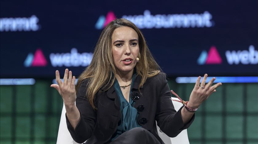 ​Stella Assange acusa administração Biden de "perseguição política"