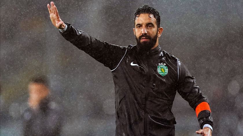Amorim: "Qualquer treinador gostaria de ter o Rafa, mas parece-me impossível vir para o Sporting"