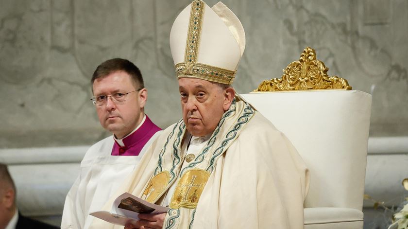 Papa Francisco: “Os nossos tempos, vazios de paz, precisam de uma Mãe”