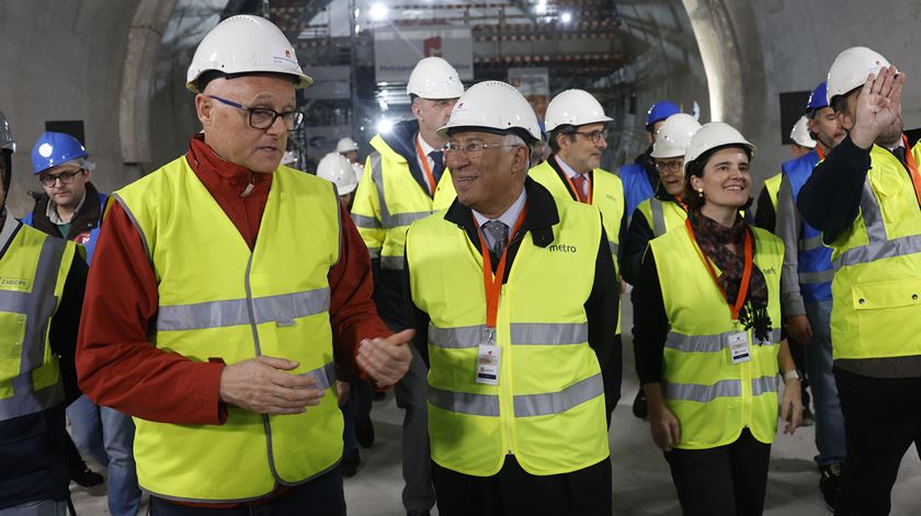 António Costa visita obras de construção da futura estação Estrela da Linha Circular, a 2 de janeiro. Foto: António Pedro Santos/Lusa