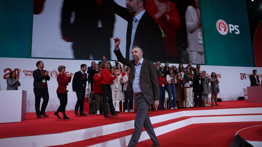 Pedro Nuno Santos quer programa de saúde oral no SNS. PS já o promete desde 2016