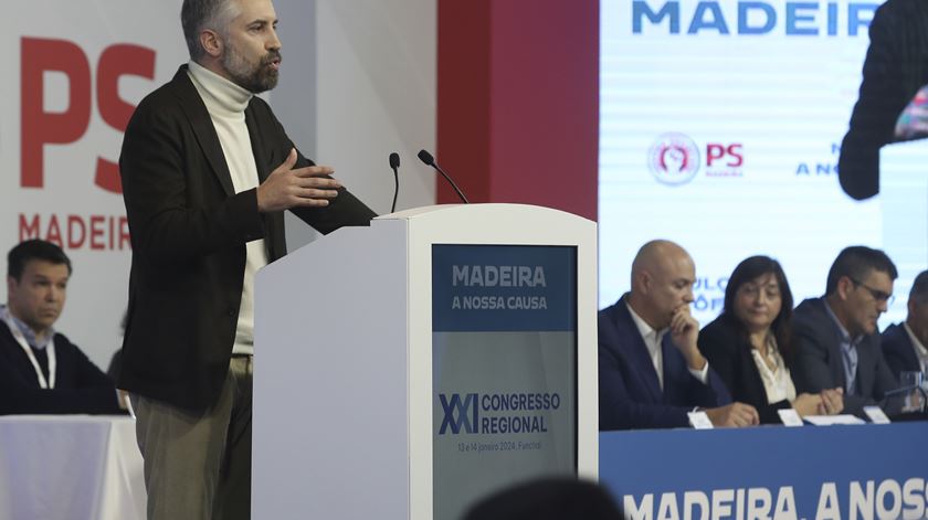 Pedro Nuno acusa Chega de mentir aos portugueses e apresentar propostas impossíveis