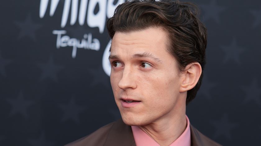 Tom Holland sofreu uma concussão cerebral a filmar novo "Homem-Aranha" Tom Holland sofreu uma concussão cerebral a filmar novo "Homem-Aranha"