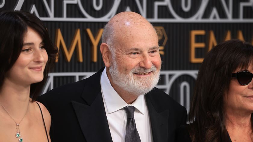 Detido um dos filhos de Rob Reiner e Michelle Singer, encontrados mortos em casa