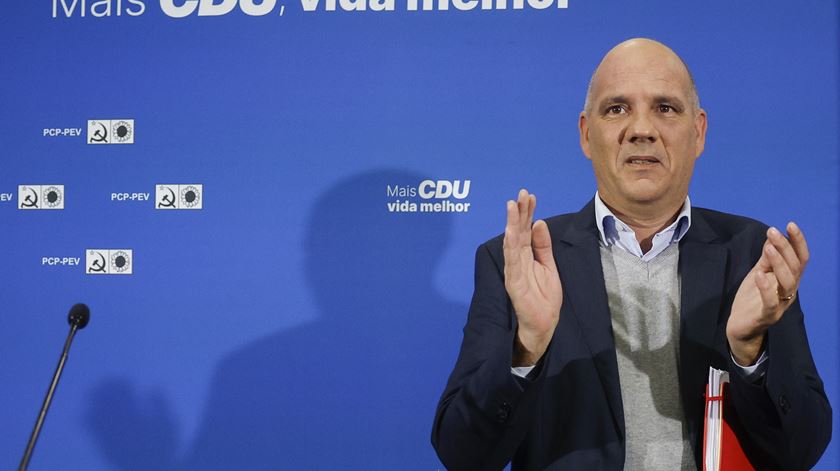 CDU propõe reforma aos 65 anos e 50 mil novas habitações públicas