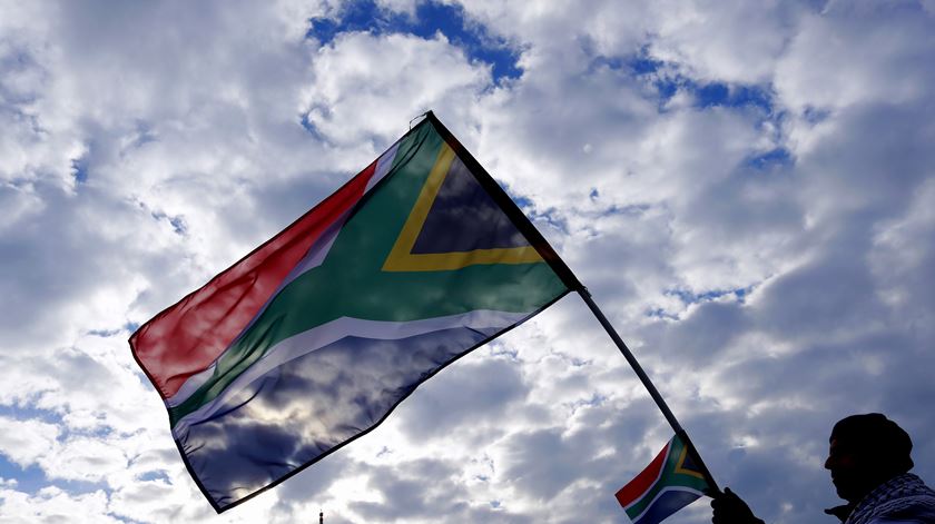 Pelo menos 11 mortos em ataque a tiro na África do Sul