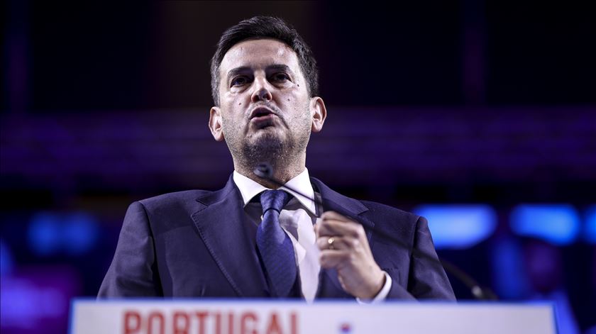 IL propõe cheque creche de 480 euros e revogação imediata do pacote "Mais Habitação"