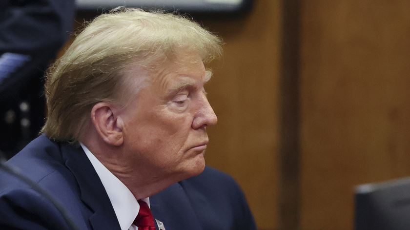 Juiz rejeita pedido de Trump para encerrar processo de interferência eleitoral na Geórgia