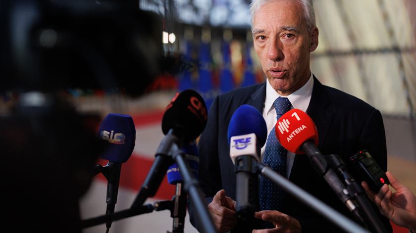 Gomes Cravinho sobre a Rússia: “Não devemos dignificar este acontecimento com o nome de eleições”