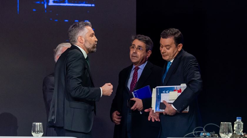 Pedro Nuno Santos "surpreendeu" e esteve "mais confortável" contra Montenegro