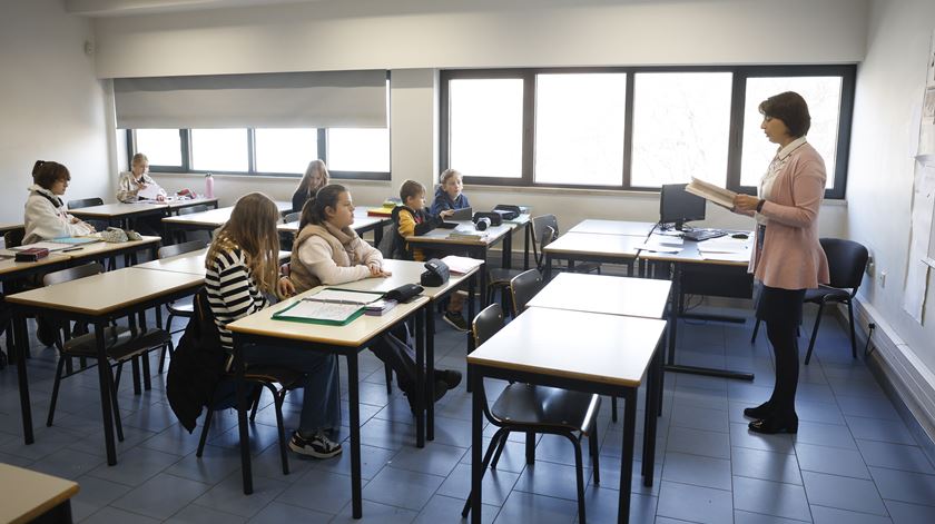 Seis mil professores entram para os quadros