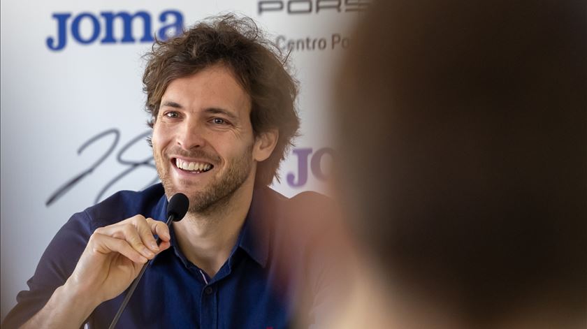 Tenista João Sousa anuncia final da carreira