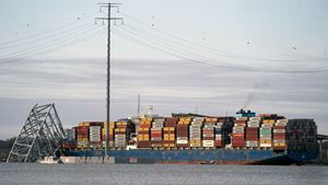 Navio que colidiu com ponte em Baltimore passou inspeções em 2023