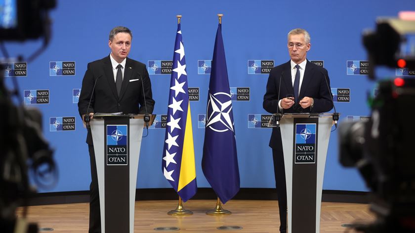 NATO critica "retórica de divisão" que prejudica a Bósnia-Herzegovina