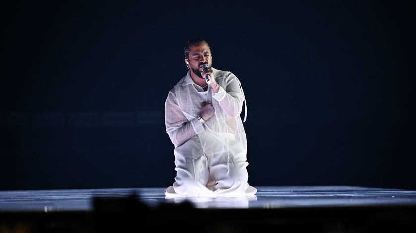 Slimane representou a França com "Mon Amour". Foto: Jessica Gow/EPA