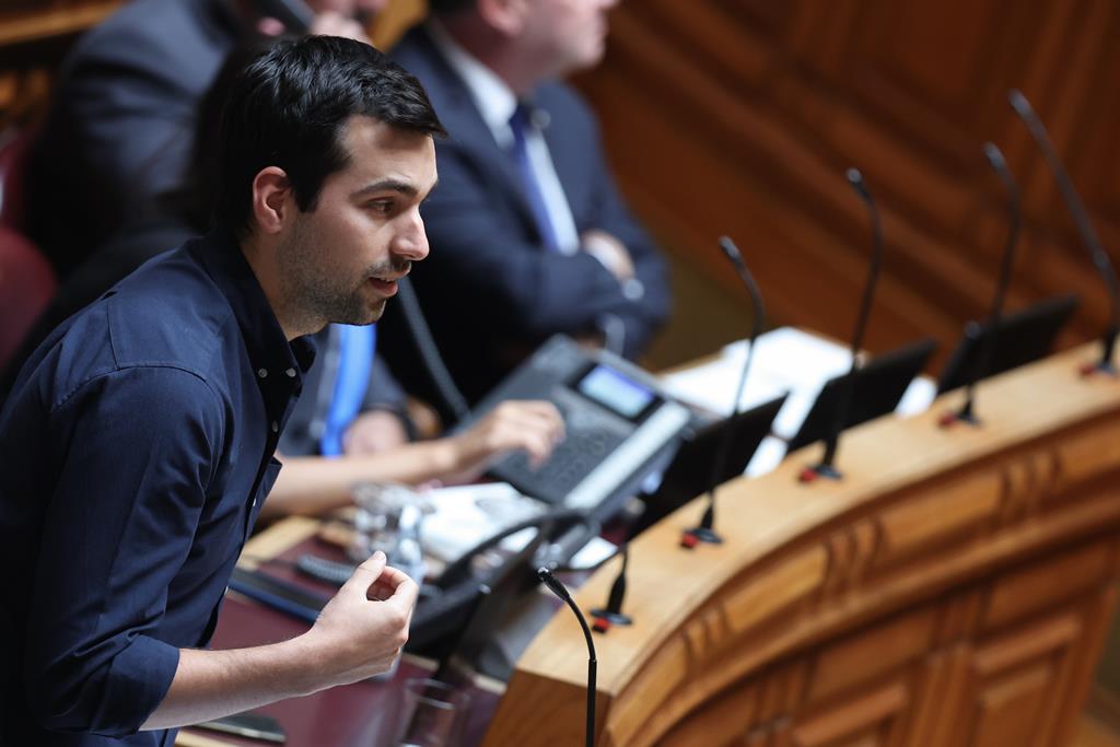 Ouça aqui a entrevista a Bernardo Blanco