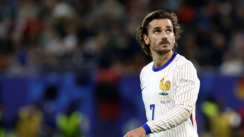 Antoine Griezmann retira-se da seleção francesa