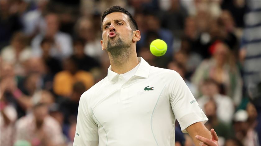 Djokovic está nos quartos de final de Wimbledon pela 15.ª vez