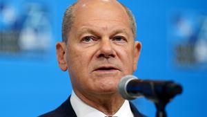 Scholz preocupado com aumento da extrema-direita nas eleições regionais
