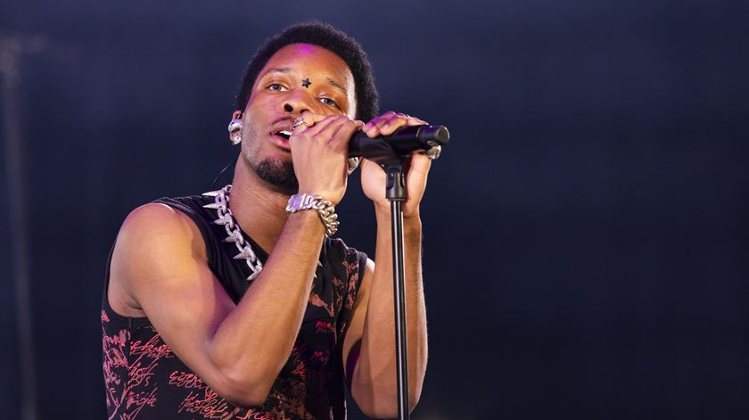 Cantor D4vd pode enfrentar pena de morte após ser acusado de homicídio de adolescente