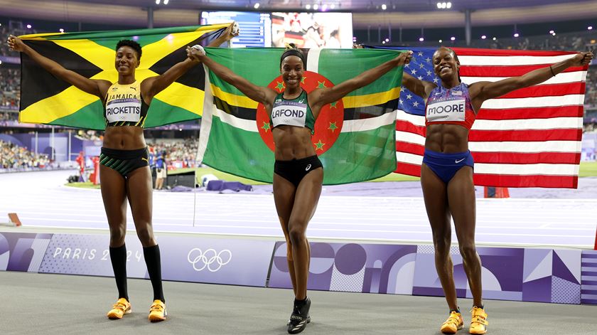 Shanieka Ricketts, Thea Lafond e Jasmine Moore, Jogos Olímpicos. Foto: Franck Robichon/EPA